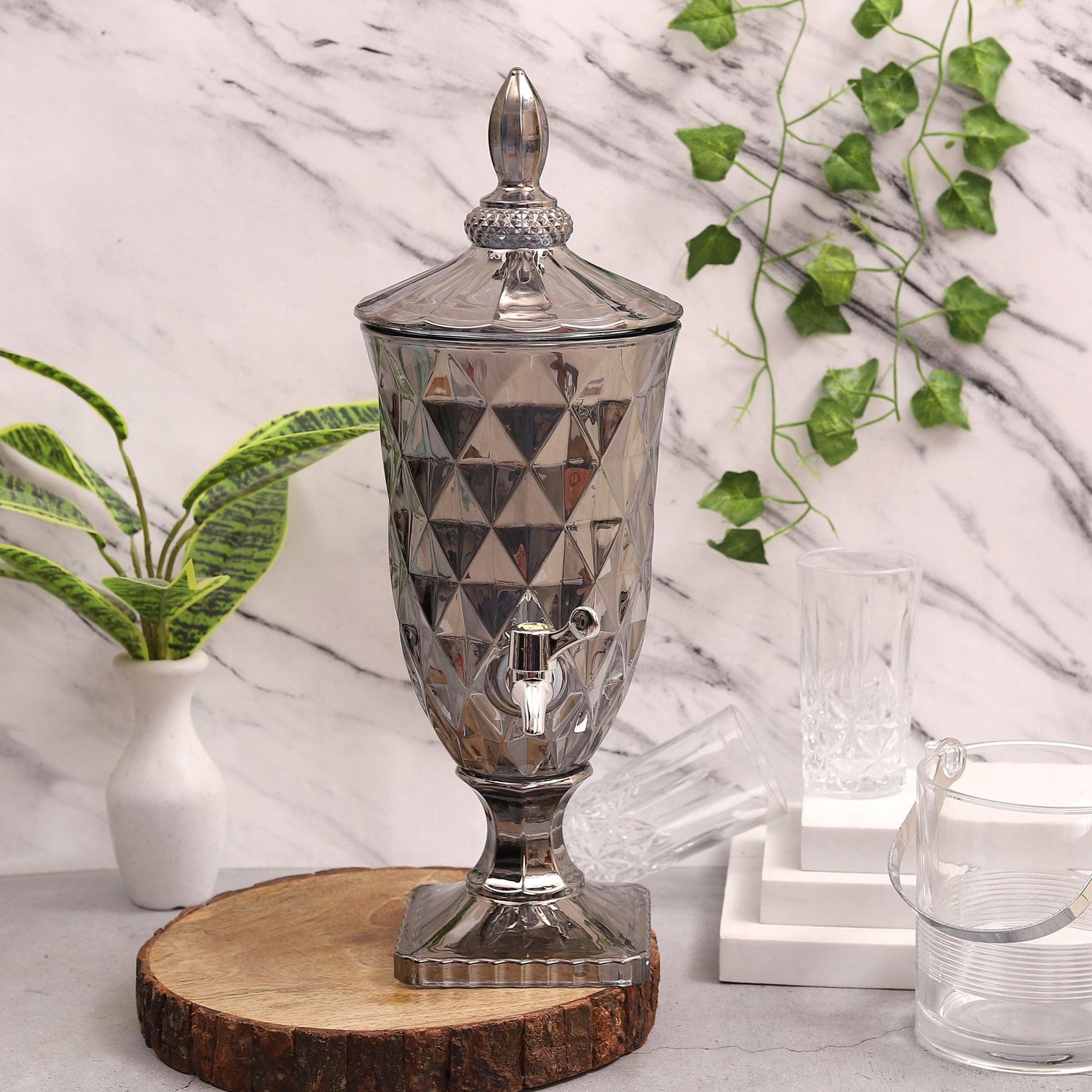 Water Dispenser in new shade of smokey glossy grey - Amora Crockery